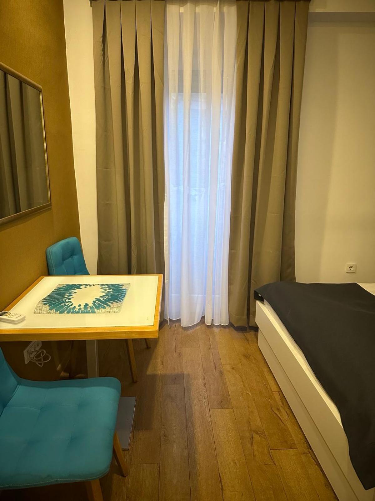 Apartment-sarajevo Free Public Parking Apartment